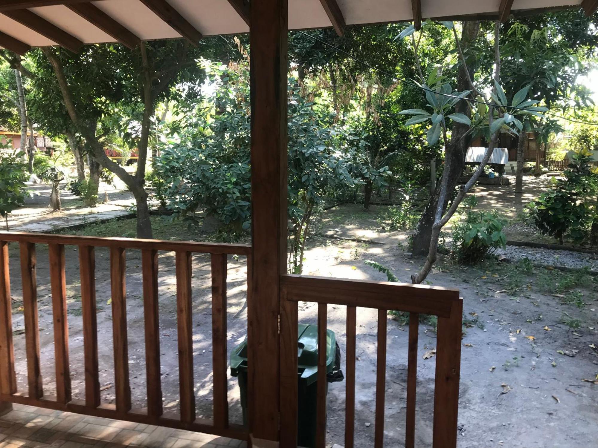 Pondok Wisata Gili Lampu Labuhan Pandan Экстерьер фото